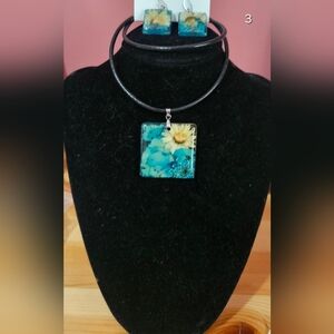 Artistic Blue and White Necklace with Organic Patterns